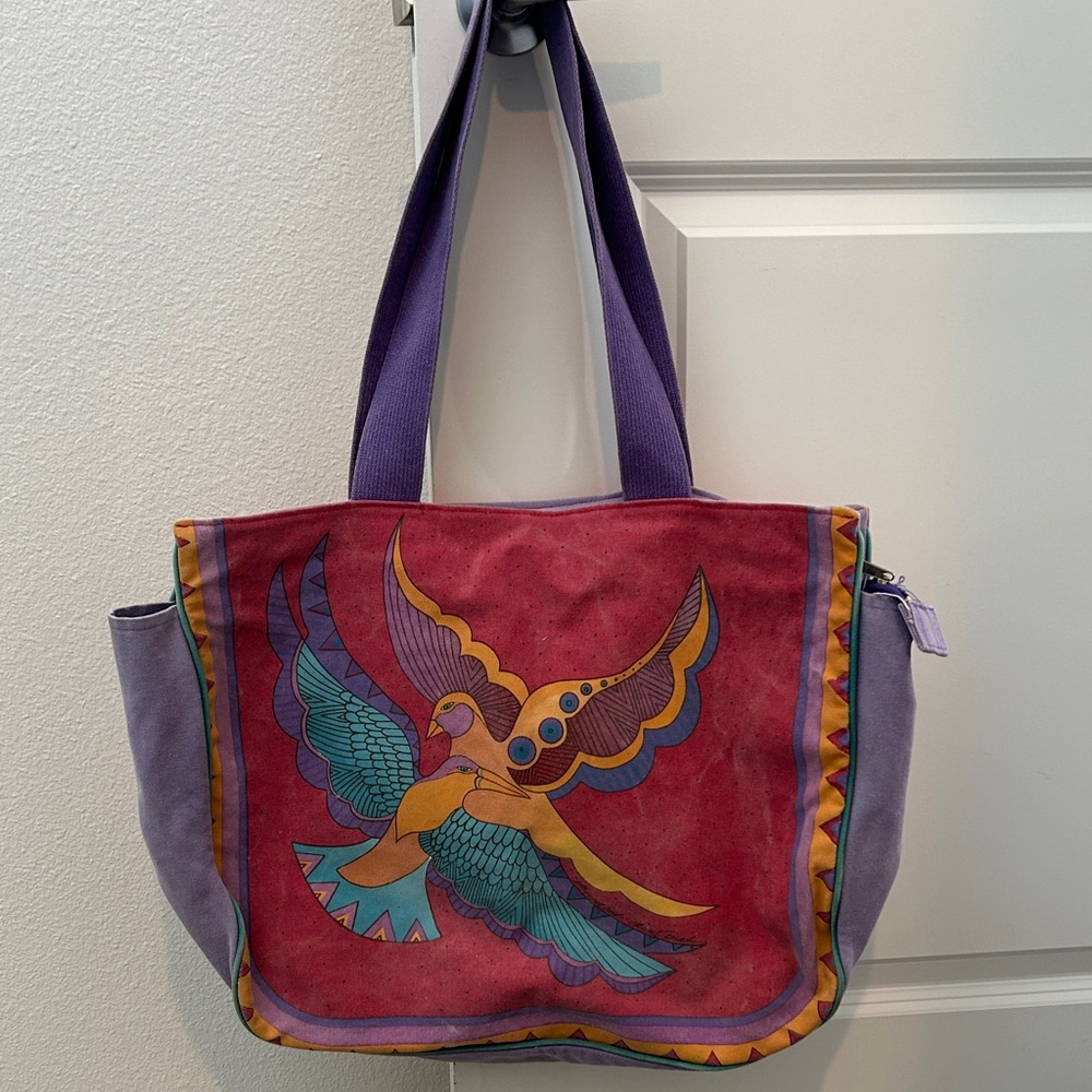Vibrant Bird Design Tote Bag